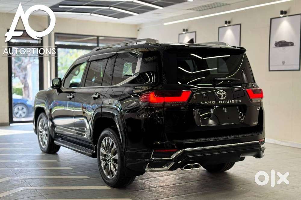 Toyota Land Cruiser Zx Petrol, 2026, Petrol