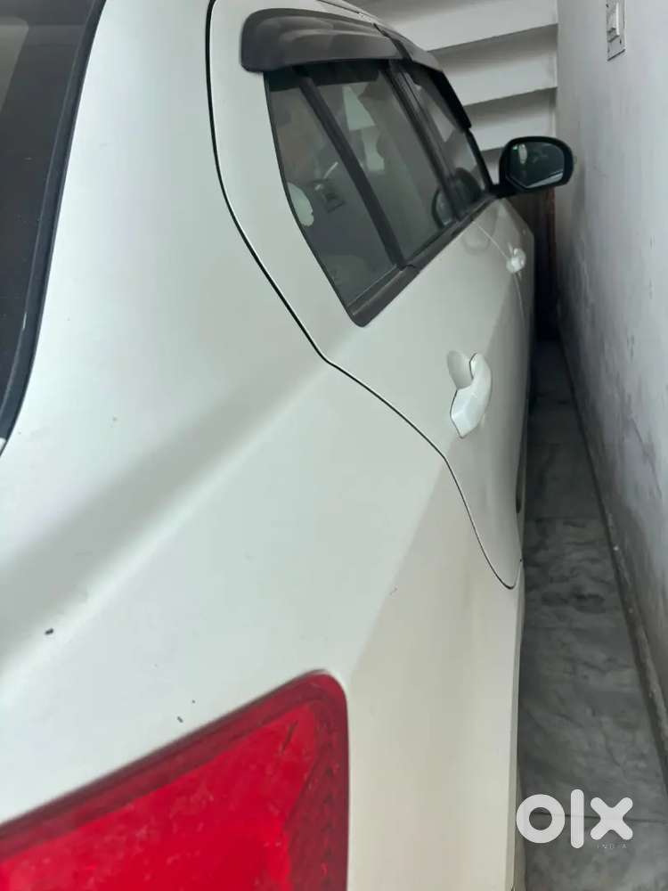 Maruti Suzuki Dzire 2014 Diesel Manual