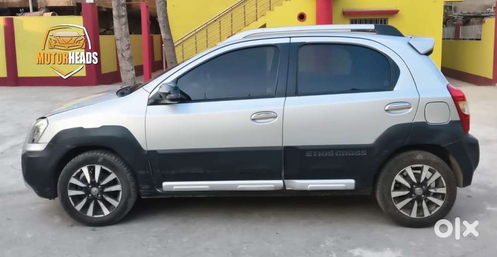 Toyota Etios Cross 1.5l V, 2014, Petrol
