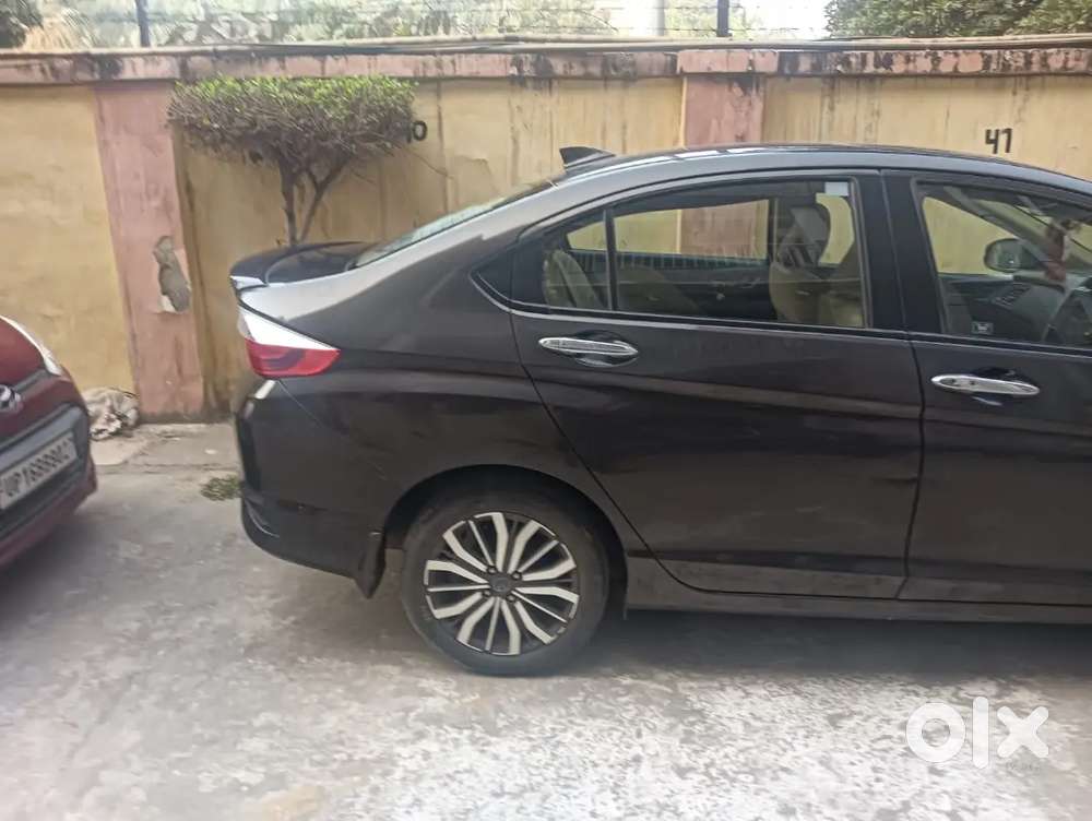 Honda City Zx 2018 Petrol