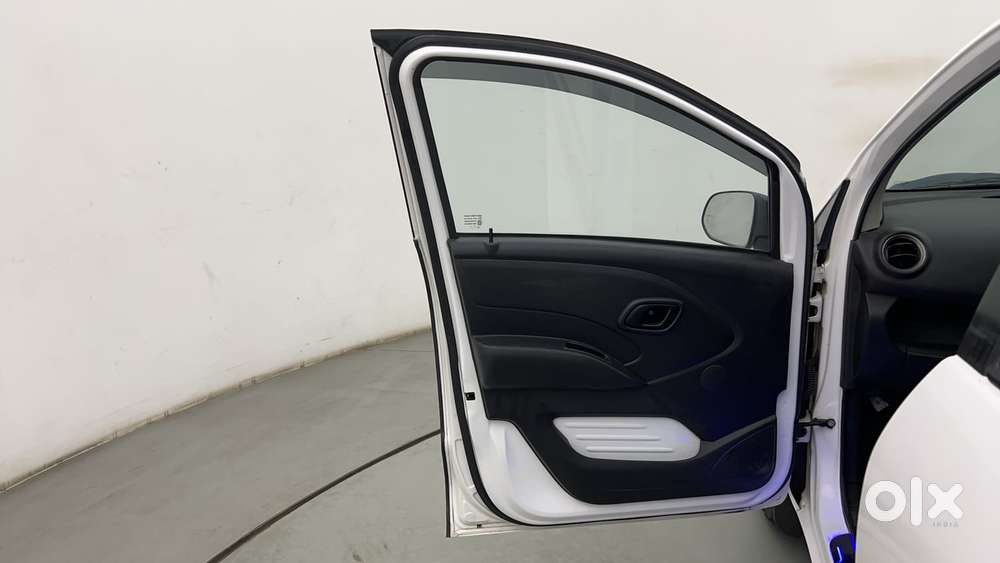 Datsun Redigo T Option, 2017, Petrol