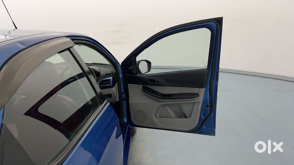 Tata Tiago 1.2 Revotron Xt Option, 2024, Petrol