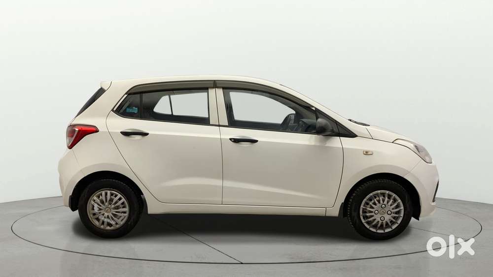 Hyundai Grand I10 2013-2016 Era, 2015, Petrol