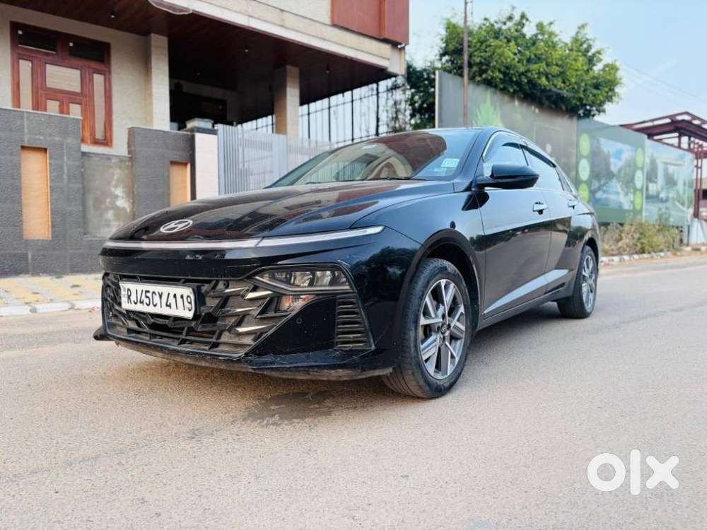 Hyundai Verna, 2023, Petrol