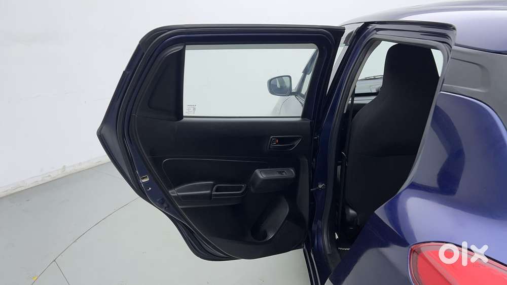 Maruti Suzuki Swift 1.3 Lxi, 2020, Petrol