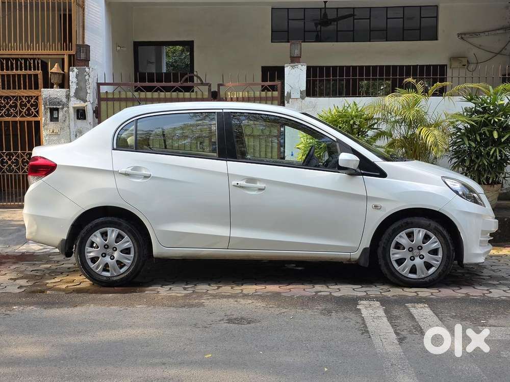 Honda Amaze 2014 Petrol Well Maintained