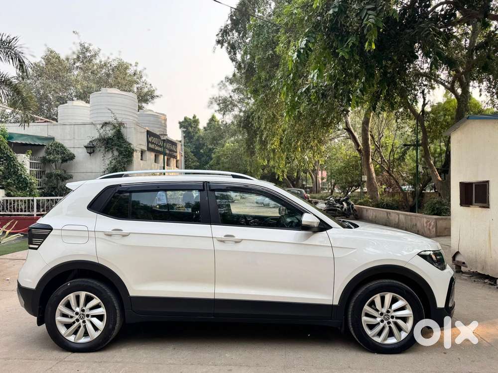 Volkswagen Taigun Topline 1.0 Tsi At (electric Seats), 2022, Petrol