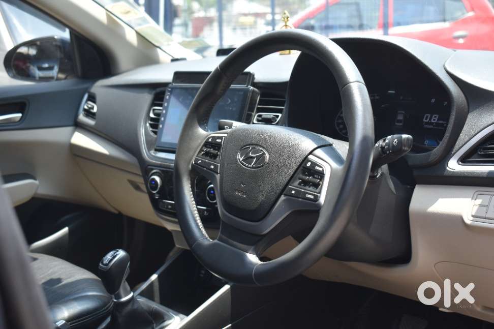 Hyundai Verna 1.5 Sx Petrol Mt, 2020, Petrol