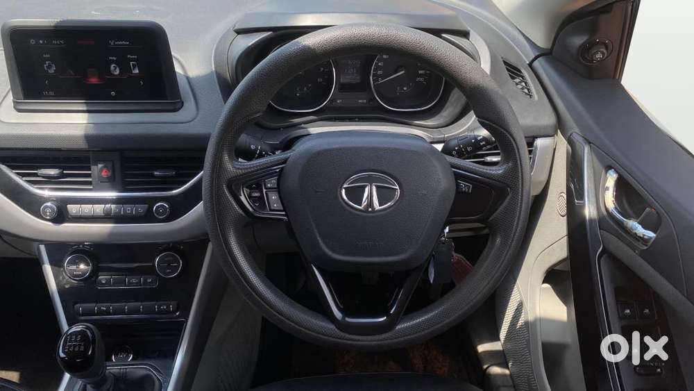 Tata Nexon 1.2 Revotron Xz, 2018, Petrol