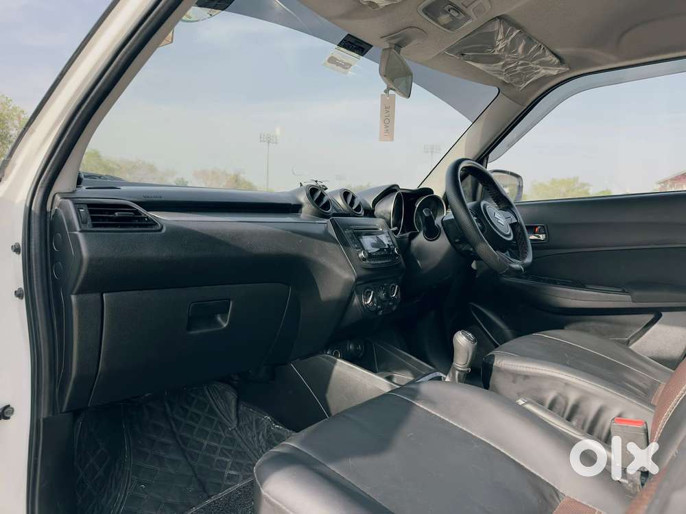 Maruti Suzuki Swift Vxi + Manual, 2018, Cng & Hybrids