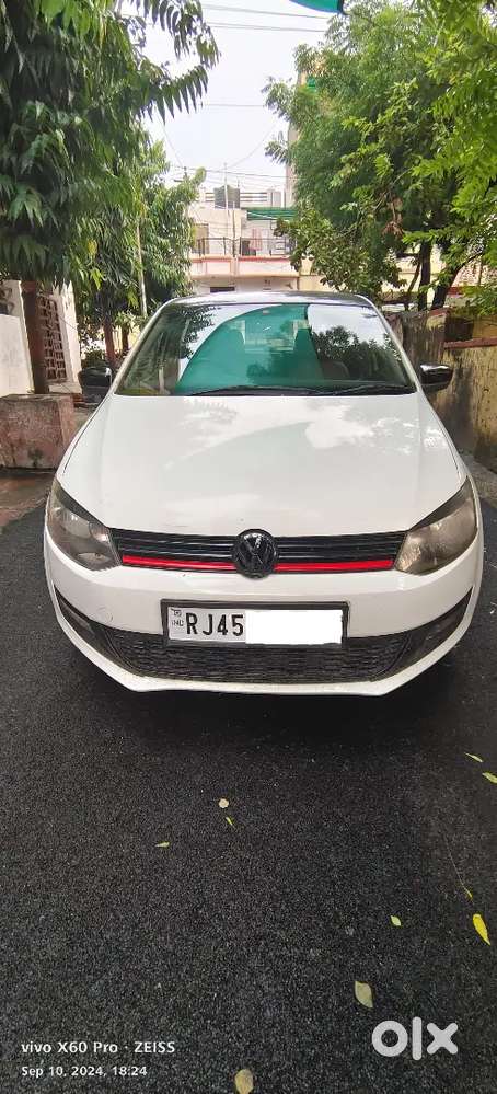 Volkswagen Polo 2013 Petrol 81000 Km Driven