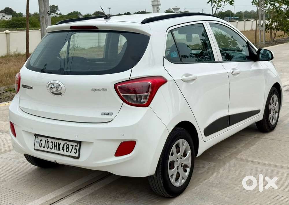Hyundai Grand I10 Sportz 1.2 Kappa Vtvt, 2015, Cng & Hybrids