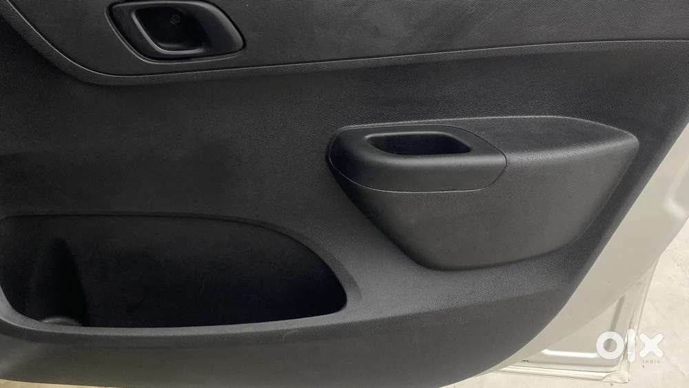 Renault Kwid 1.0 Rxt Amt, 2022, Petrol