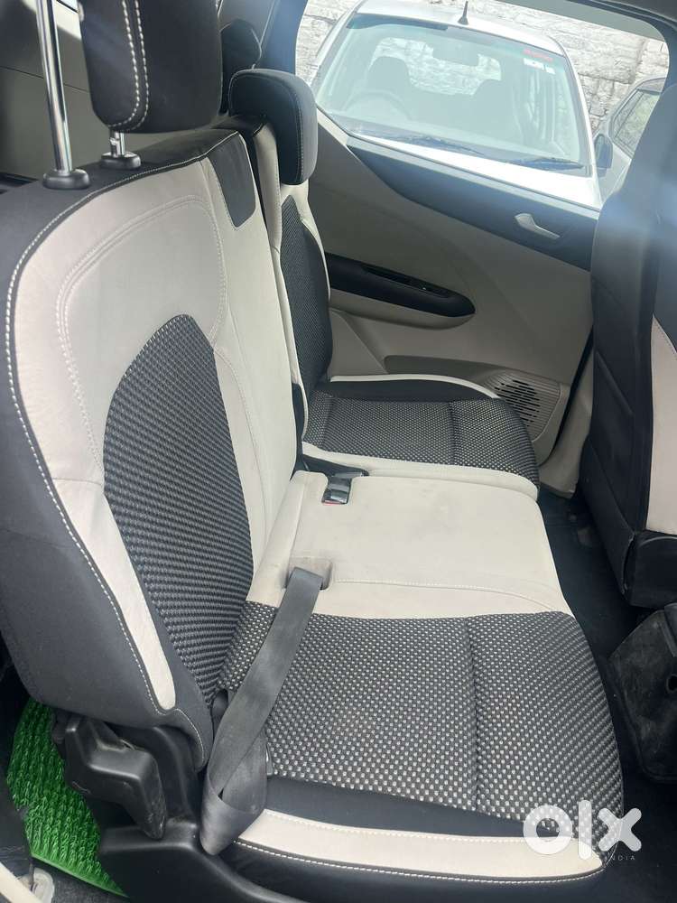 Renault Triber Rxz, 2020, Petrol