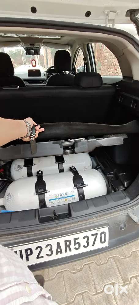 Tata Nexon Cng & Petrol 2025(13000km)