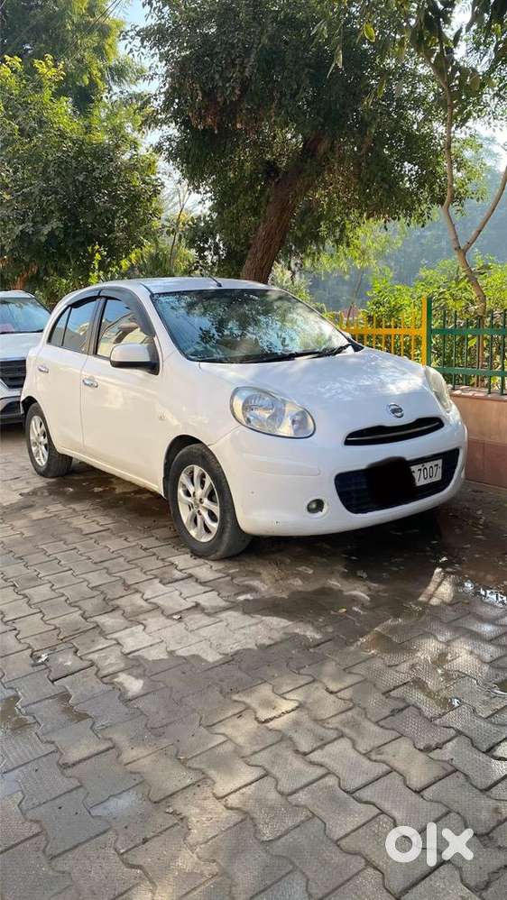 Nissan Diesel Manual 2013 Car