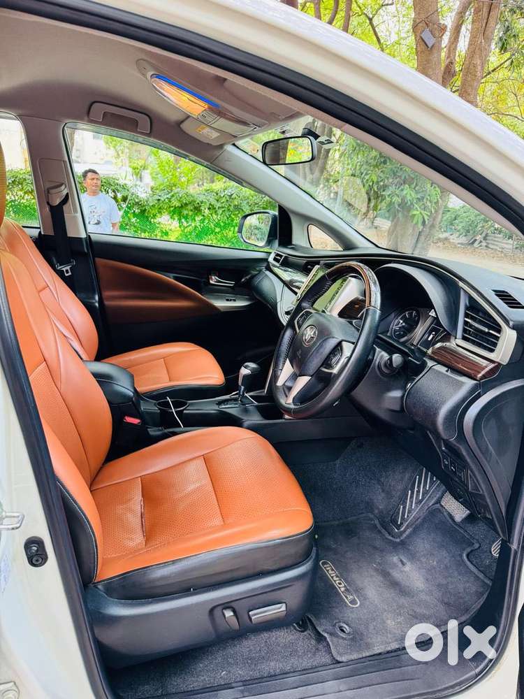 Toyota Innova Crysta 2.8z Automatic, 2021, Diesel