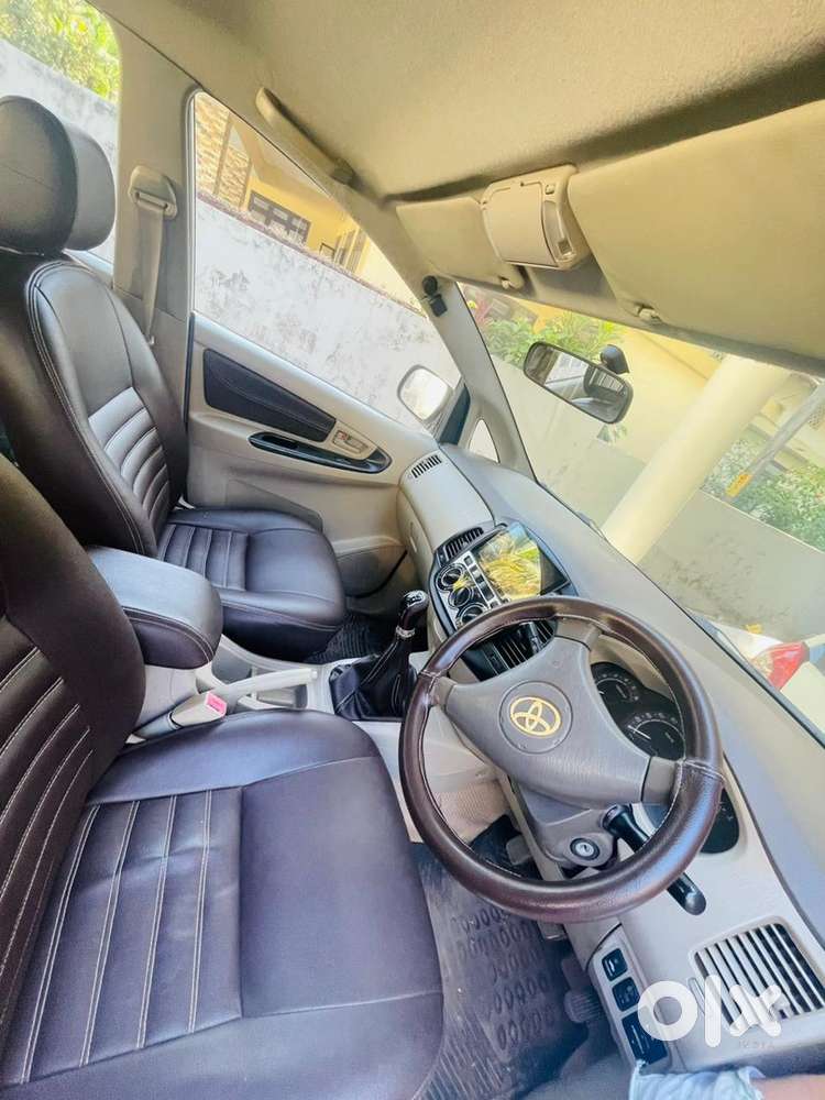 Toyota Innova 2011 Diesel Well Maintained
