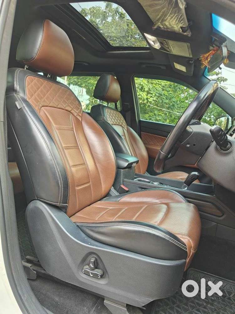 Mahindra Alturas G4 4wd At, 2021, Diesel
