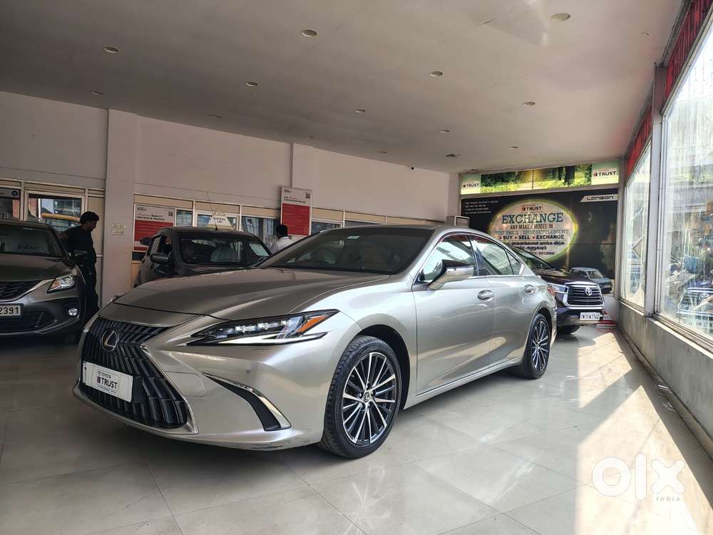 Lexus Es 300h Luxury, 2022, Petrol