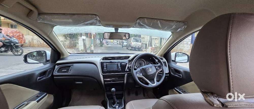 Honda City I-vtec V, 2016, Petrol