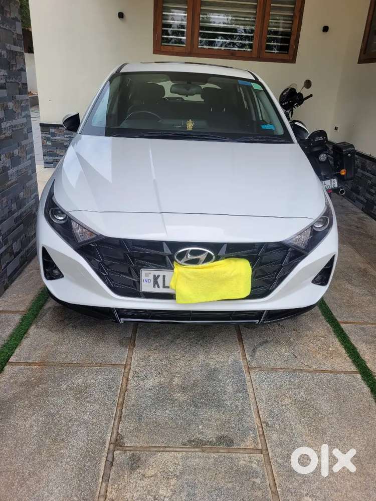 Full Option With Sunroof(08/2022).