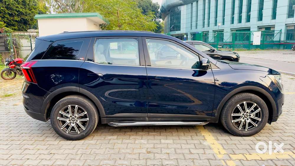 Mahindra Xuv700 2.2 Ax 7 Diesel At Luxury Pack Str Awd, 2022, Diesel