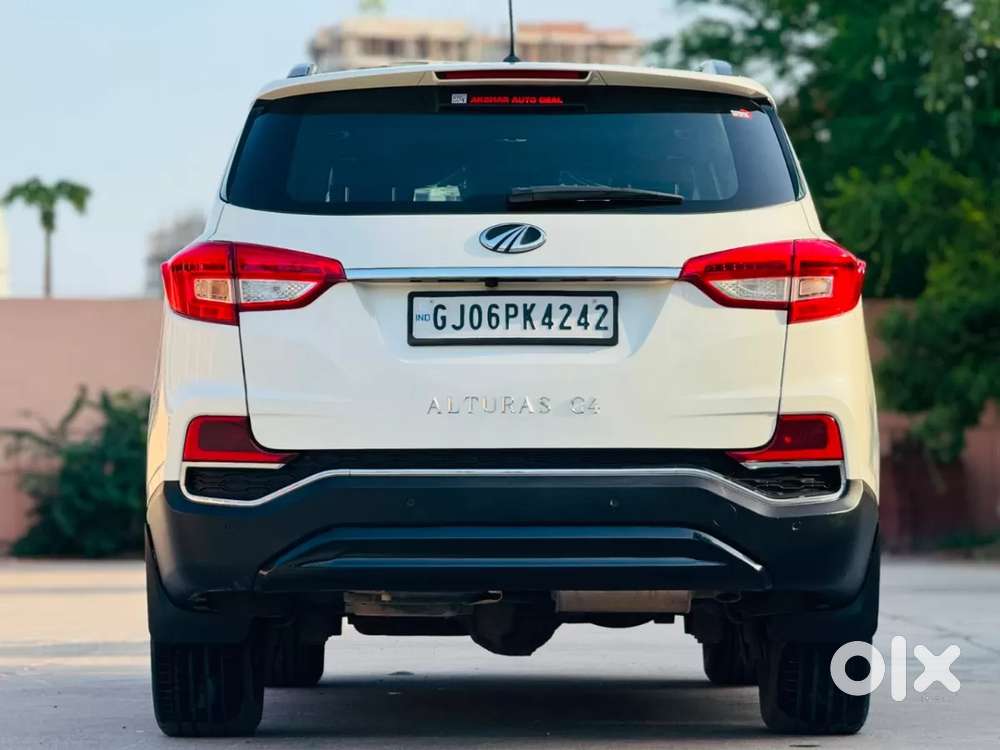 Mahindra Alturas G4, 2022, Diesel