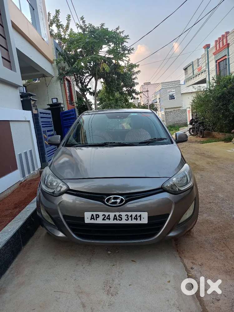 Hyundai I20 Sportz 2012