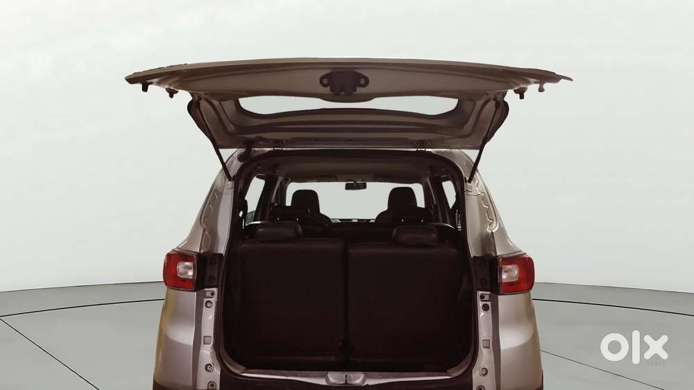 Renault Triber Rxt, 2020, Petrol