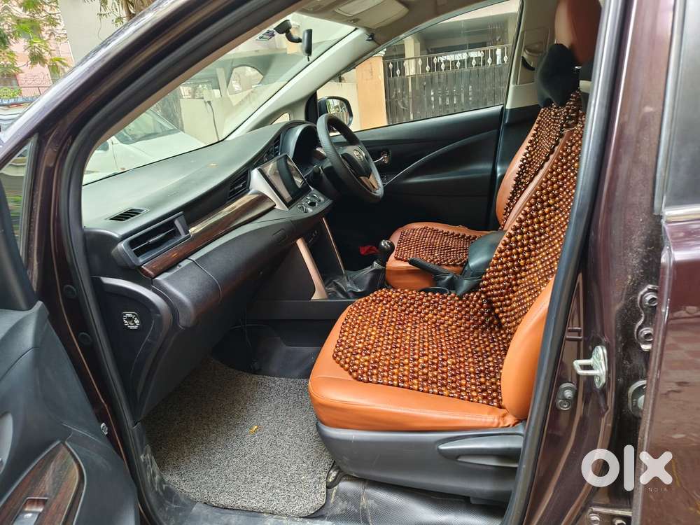 Toyota Innova Crysta G 8 Str, 2016, Diesel