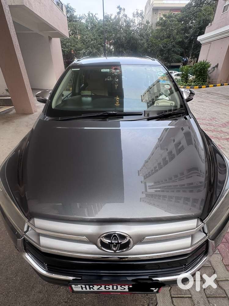 •	Toyota Crysta Gx 8-seater – Immaculate Condition  Single Owner