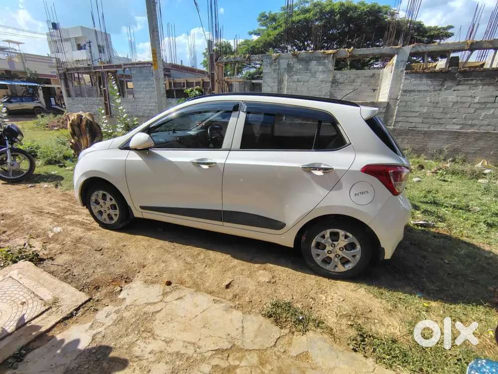 Hyundai Grand I10 Sportz 2015