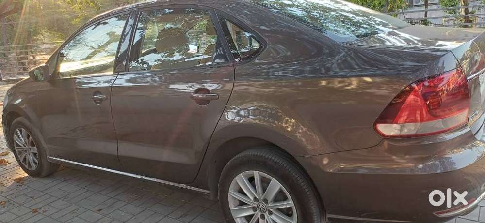 Volkswagen Vento 1.2 Tsi Highline Plus At, 2015, Petrol
