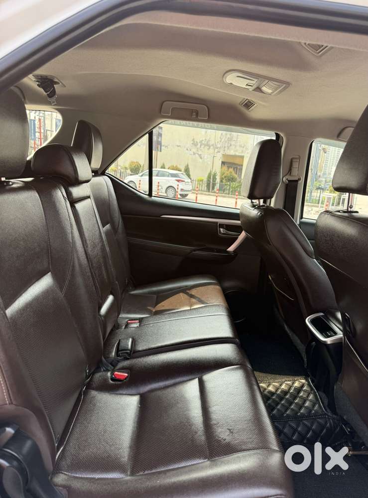 Toyota Fortuner 4x2 At 2.8 Diesel, 2020, Diesel