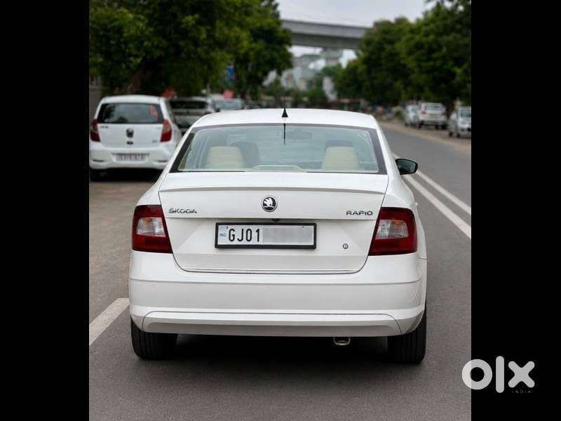 Skoda Rapid 1.6 Mpi At Elegance Plus Black Package, 2017, Petrol