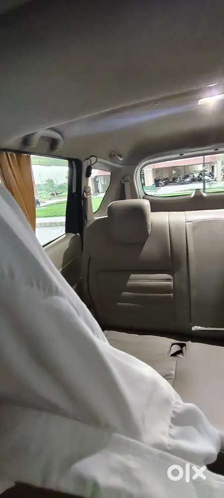 Maruti Suzuki Ertiga Vxi 2022