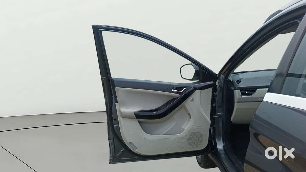 Tata Nexon 1.2 Revotron Xz Plus (s), 2021, Petrol