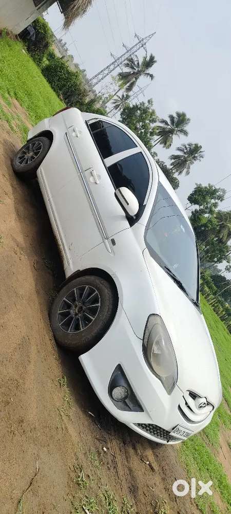 Hyundai Verna 2010