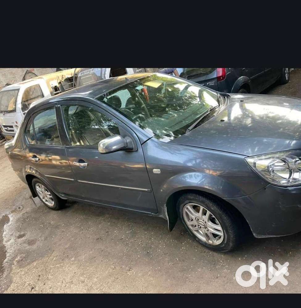 Ford Fiesta Classic 2011 Diesel 180000 Km Driven