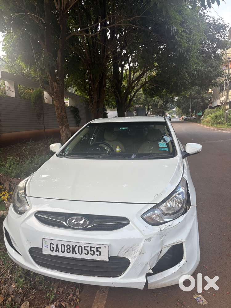 Hyundai Verna Crdi 2012
