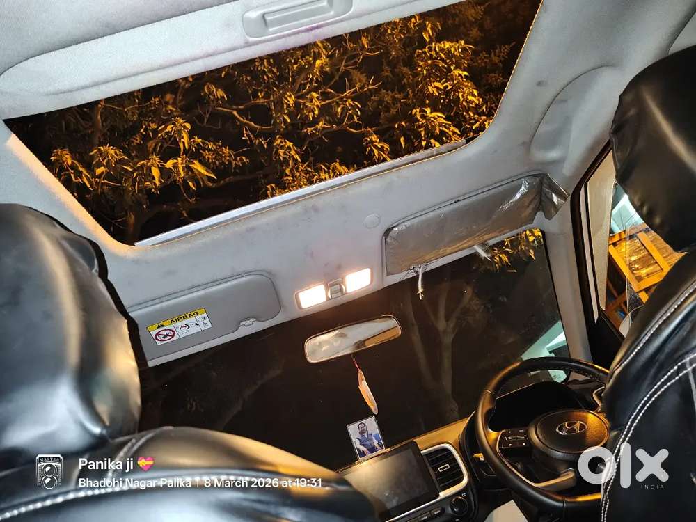 Hyundai Venue 1 Diesel 39700 Km Driven