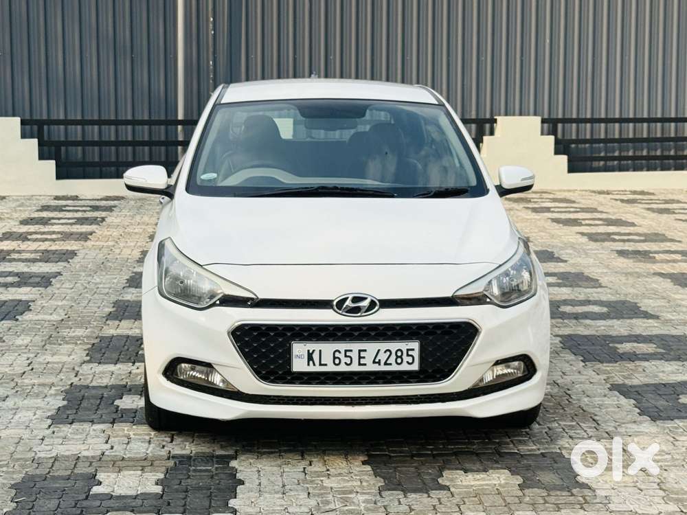 Hyundai Elite I20 Sportz (o) 1.2, 2014, Petrol