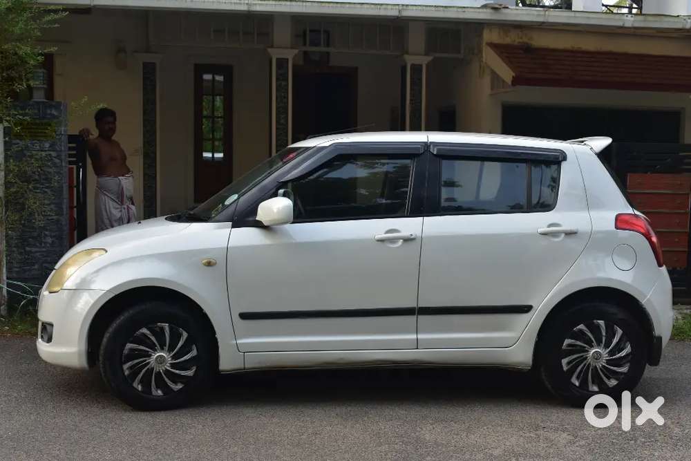 Well Maintained Maruti Suzuki Swift 2008 Petrol