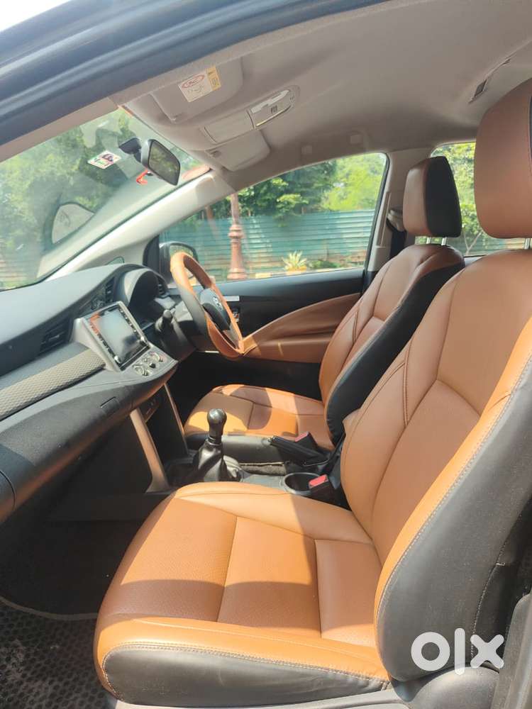Toyota Innova Crysta 2.4 G Mt, 2021, Petrol