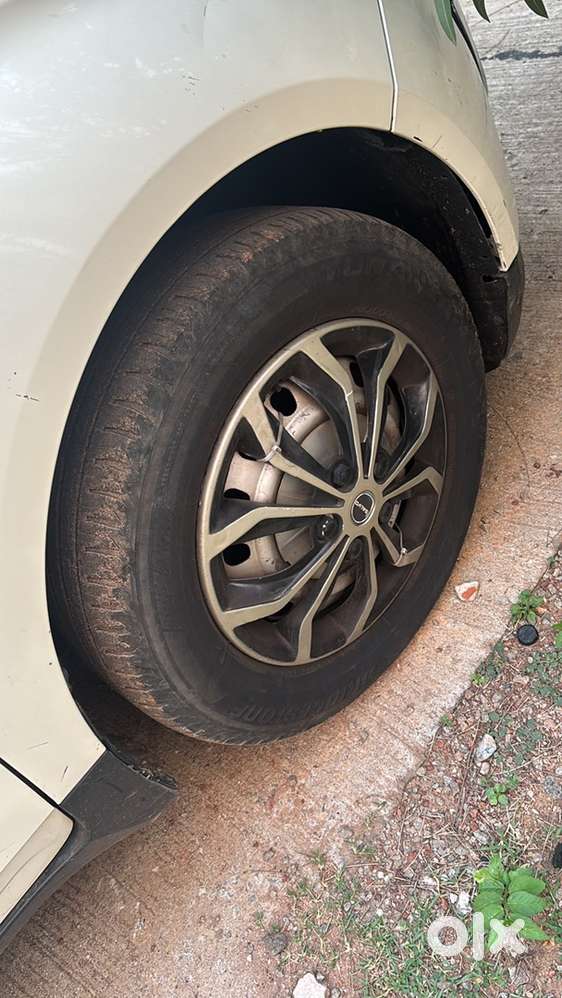 Mahindra Marazzo Diesel 2019