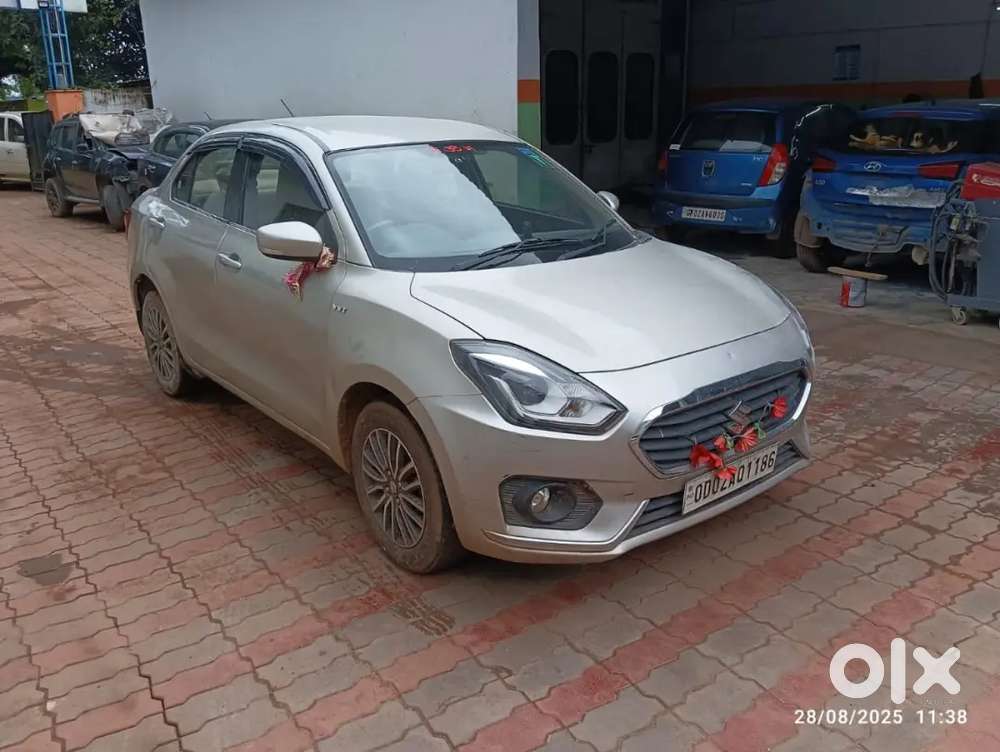 Maruti Suzuki Dzire 2018 Petrol 100000 Km Driven
