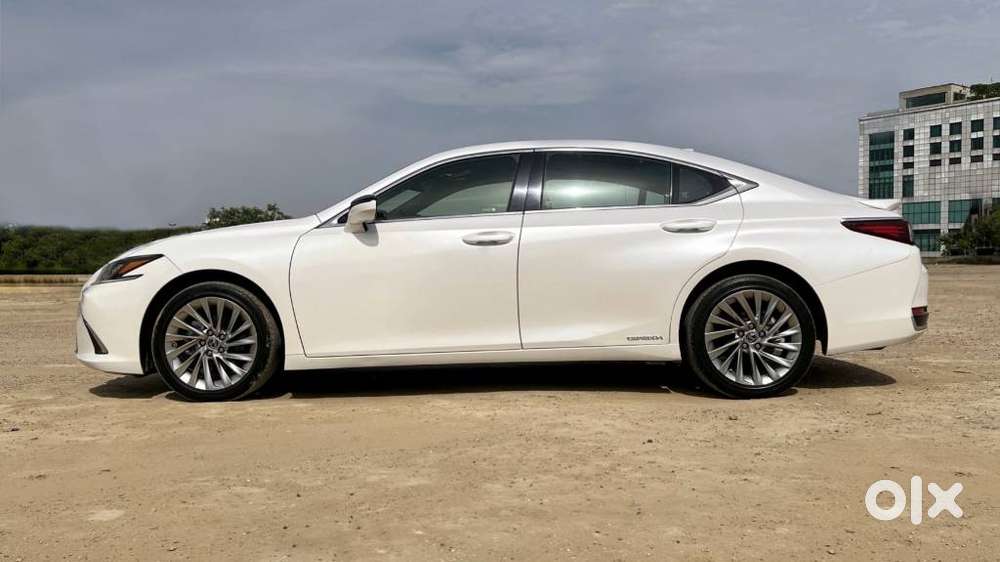 Lexus Es 300h Luxury, 2019