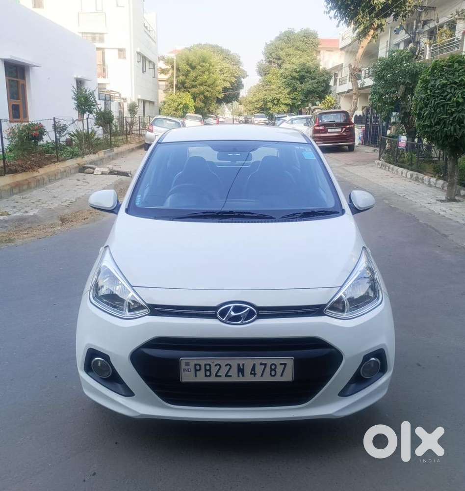 Hyundai Grand I10 2016 Next To Showroom Condition
