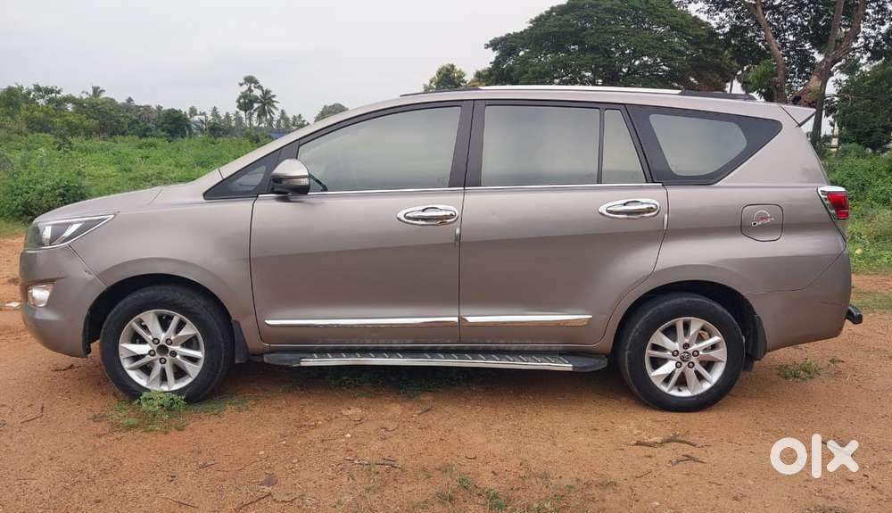 Toyota Innova Crysta 2.4 G Mt, 2016, Diesel
